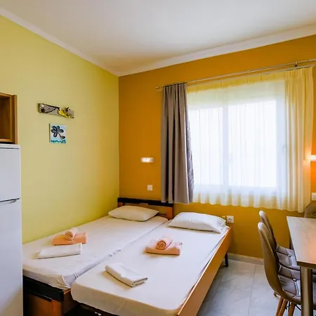 Dionisos Apartment