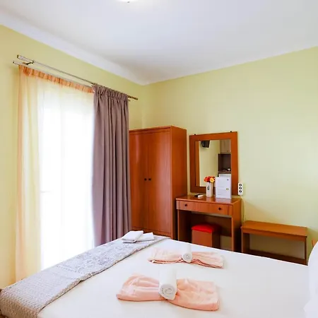 Dionisos Apartment