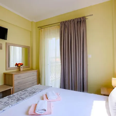 Apartment Dionisos *