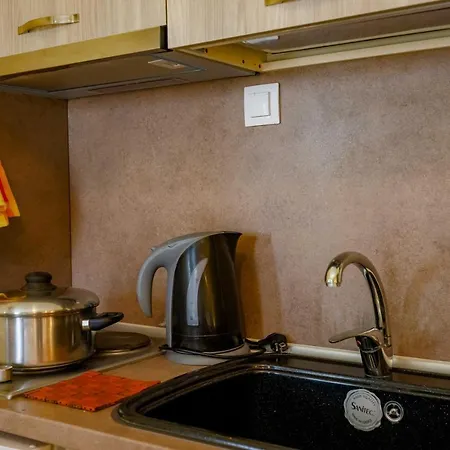 Dionisos Apartment *