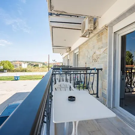 Dionisos * Paralia Dionisiou