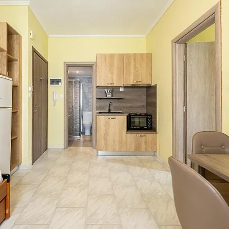 Dionisos Apartment