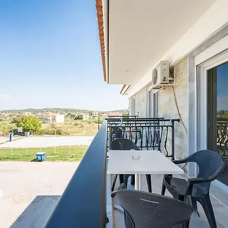 Dionisos Apartament